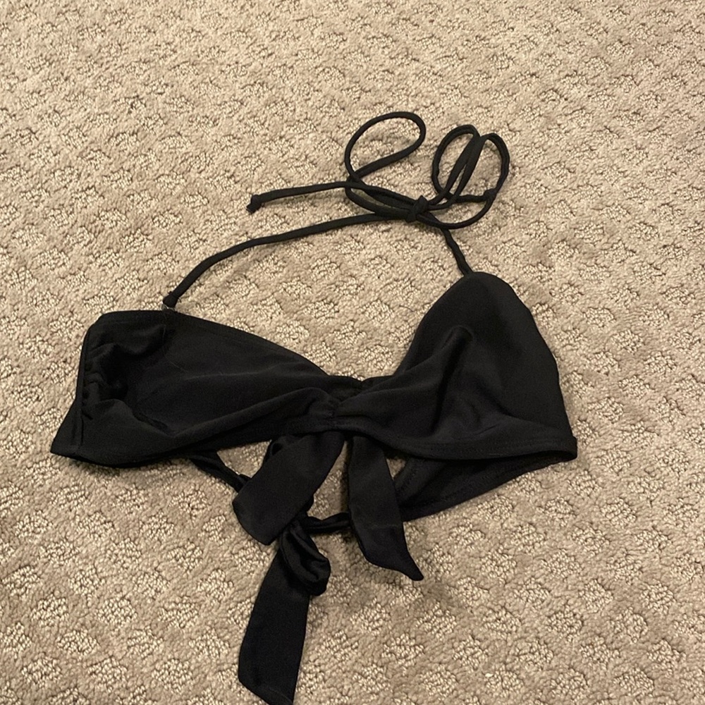 ardene basic halter bikini top, size small, black